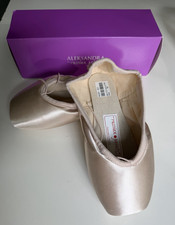 Russian Pointe MUZE-B25 Md 37.5 W5 V2 FM New in box