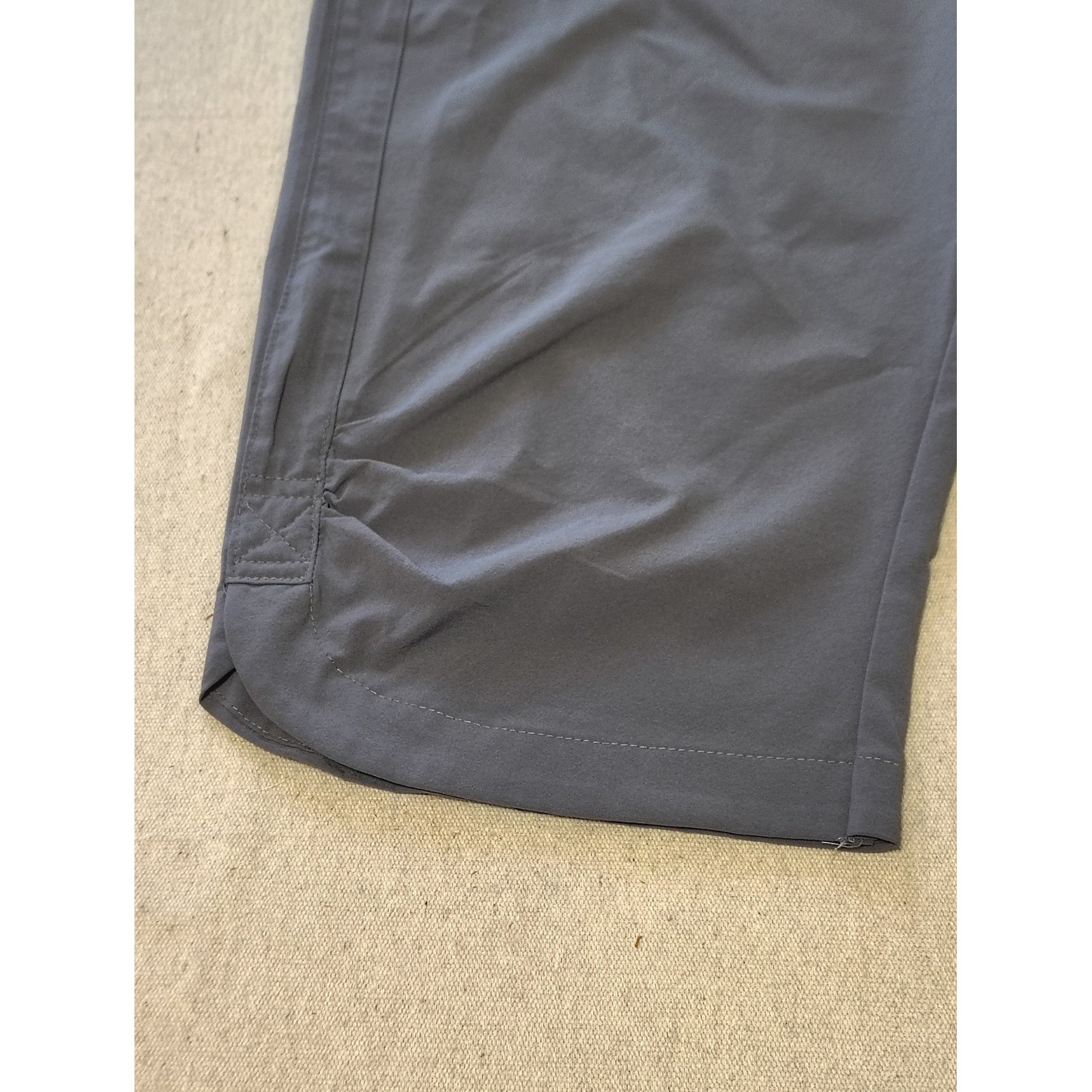 Lee Active Performance Capris Gray Drawstring Wai… - image 3