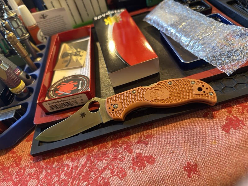 Spyderco Stretch HAP40:Burnt Orange: LW: modded Out: Mars FCCF