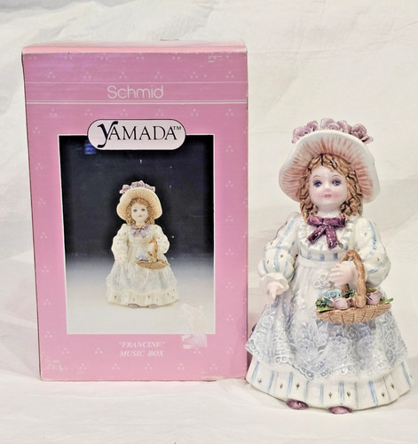 Vintage 1991 Schmid Yamada Francine Porcelain Music Box Romance de Amour #284659