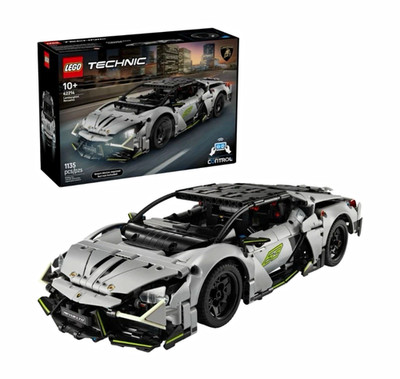 LEGO Technic 42214 Lamborghini Revuelto Remote control 1135 pcs BRAND NEW