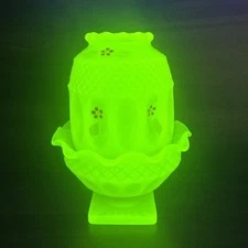 Westmoreland Wakefield Fairy Lamp 6.5" Hand Painted Satin Vaseline Topaz Vintage