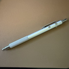 Manufactum Druckbleistift 0.5mm mechanical pe...