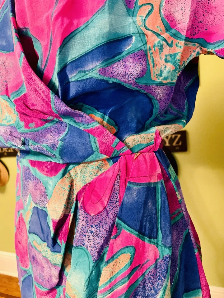 Vestido de fiesta vintage años 80 90 100 % seda audaz floral imitación envoltura vestido de crucero ML Foto 3 de 4