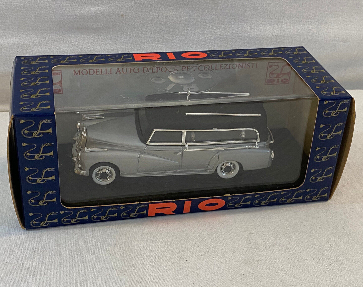 NIP Rio 1/43 Mercedes-Benz 3000 Silver/Black Hearse 1960