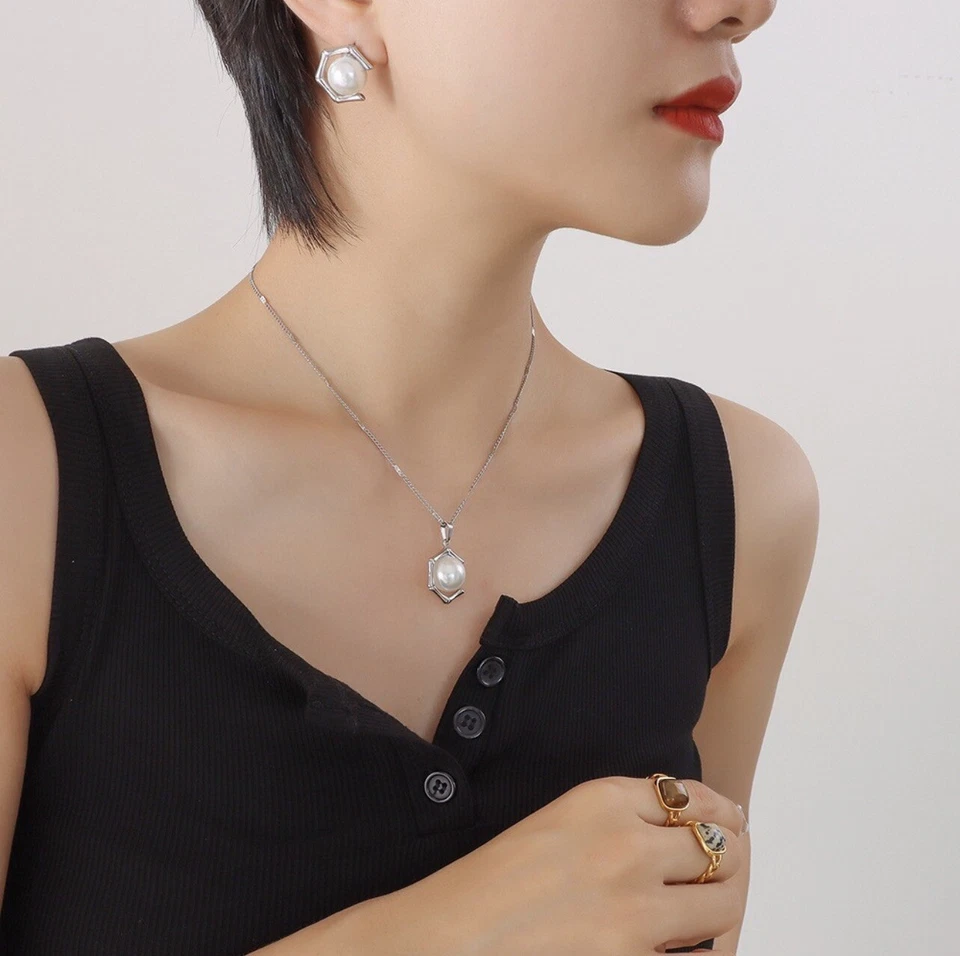 Juego de joyas pendientes collar colgante de perlas titanio acero chapado en oro Foto 4 de 4