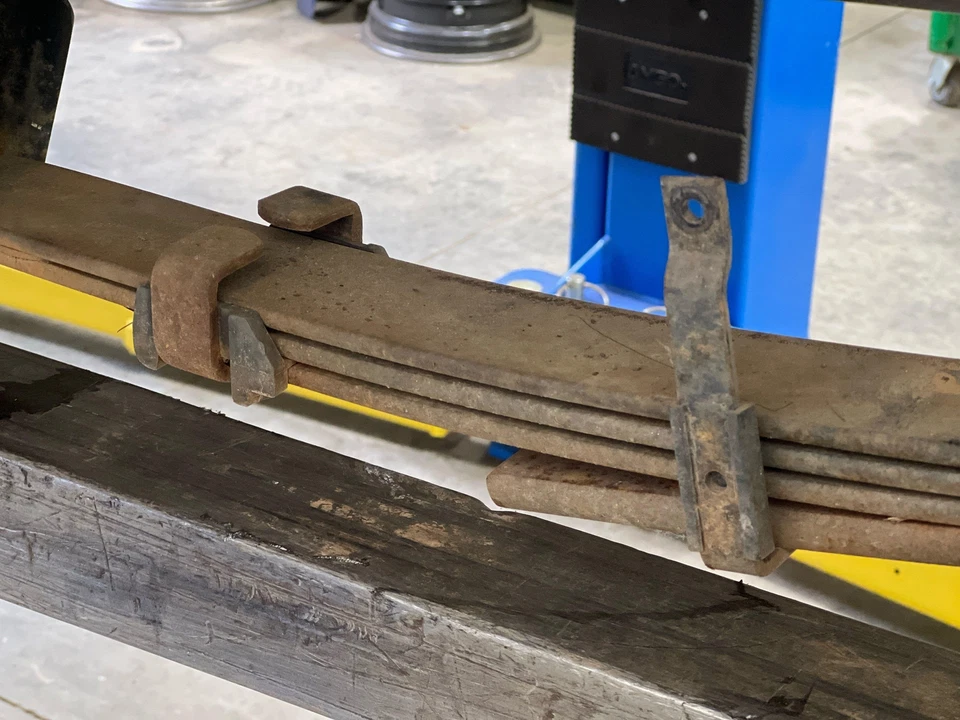 04-12 Chevy Colorado Conjunto de resorte de hoja trasera Z85 genuino OEM 25986742 Foto 4 de 4