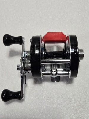川*明様 Ambassadeur 5600C Black 赤ベロタイプ1977年 s-l400.jpg