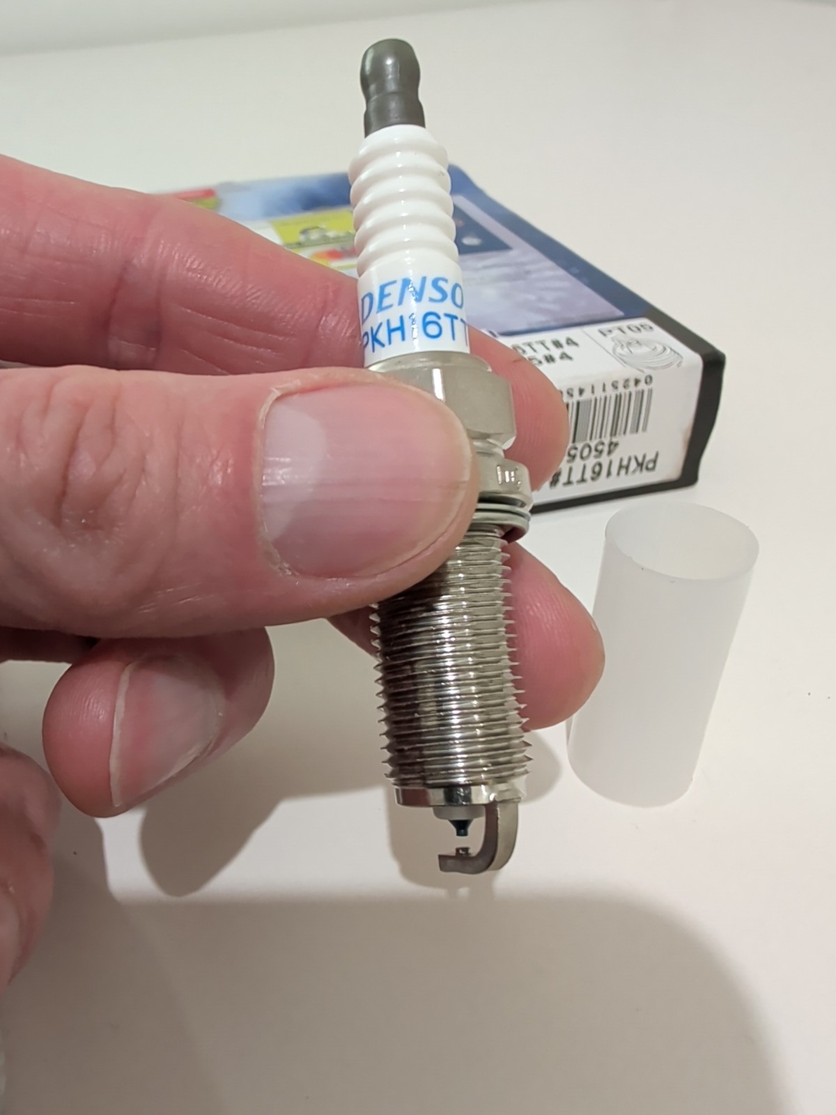 BNIB DENSO PKH16TT PLATINUM TT Spark Plugs 4 for 2010-2016 Toyota Camry 2.5L