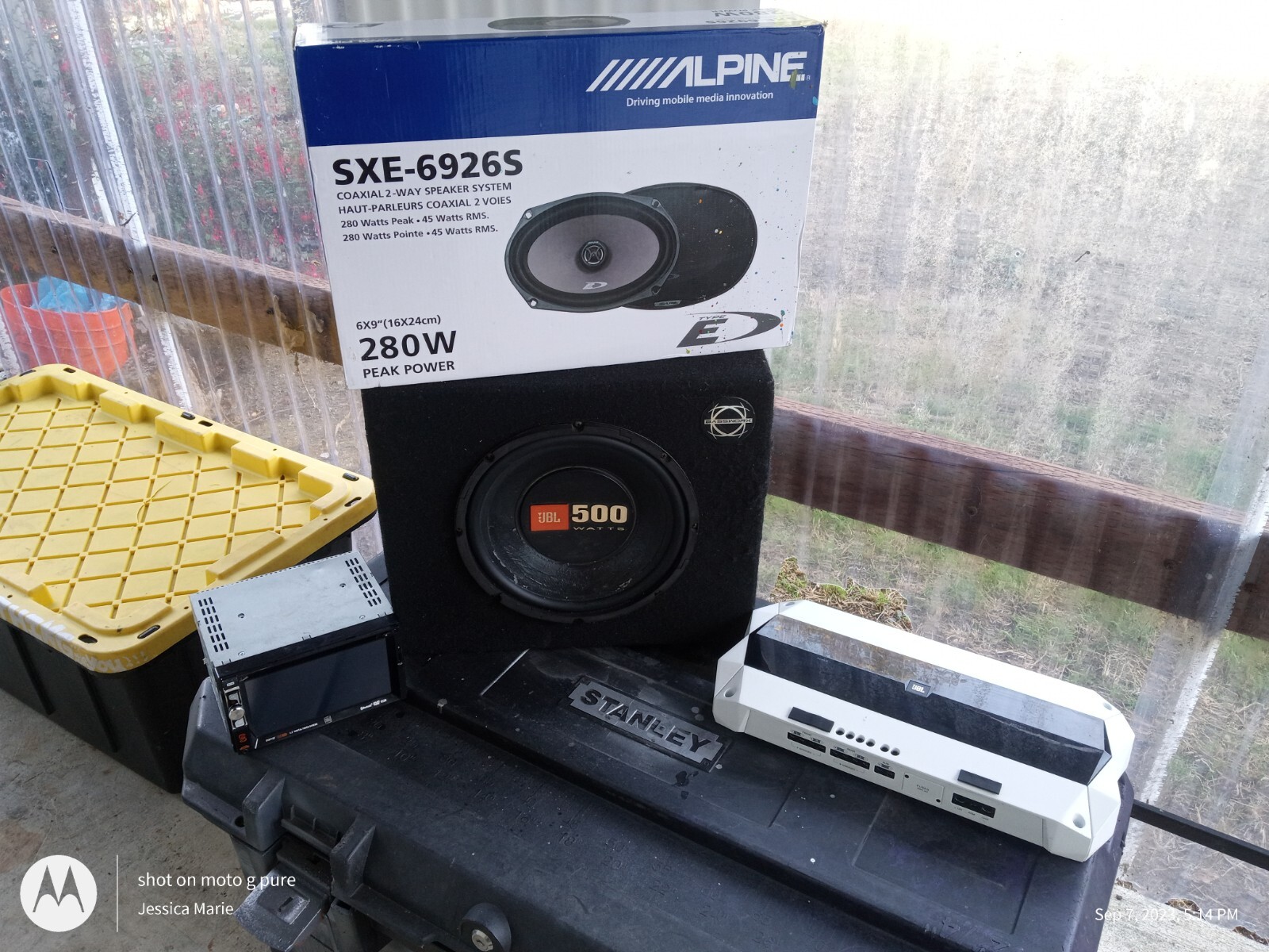 Car Stereo System JBL Amp JBL Sub Dual Receiver And 2 Alpine