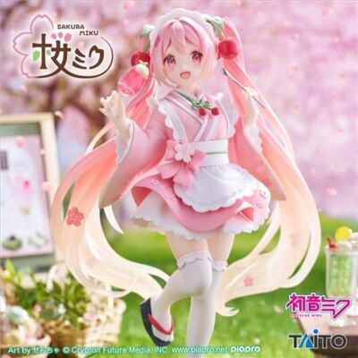 Hatsune Miku Coreful Figure Sakura Wafuu Kissa ver. TAITO