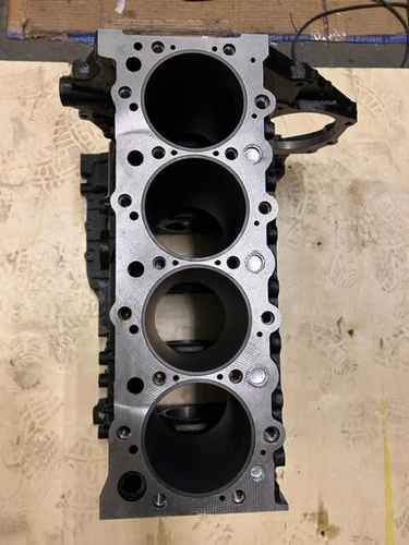 New 4HK1 4HK1-CR Cylinder Block Assy For Isuzu John Deere 245G 245GLC excavator - Picture 1 of 7