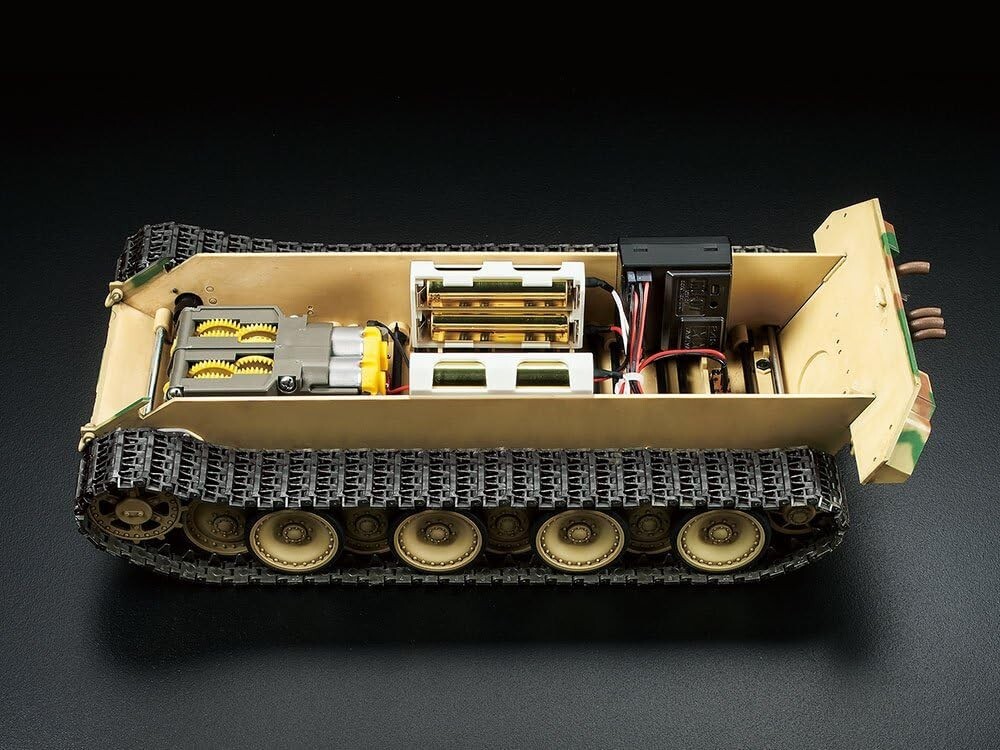ホビーラジコン Tamiya 1/25 German Panther Ausf.F Tamiya 1/25 RC German tank Panther #56601 with DMD