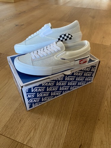 old skool vans slip on