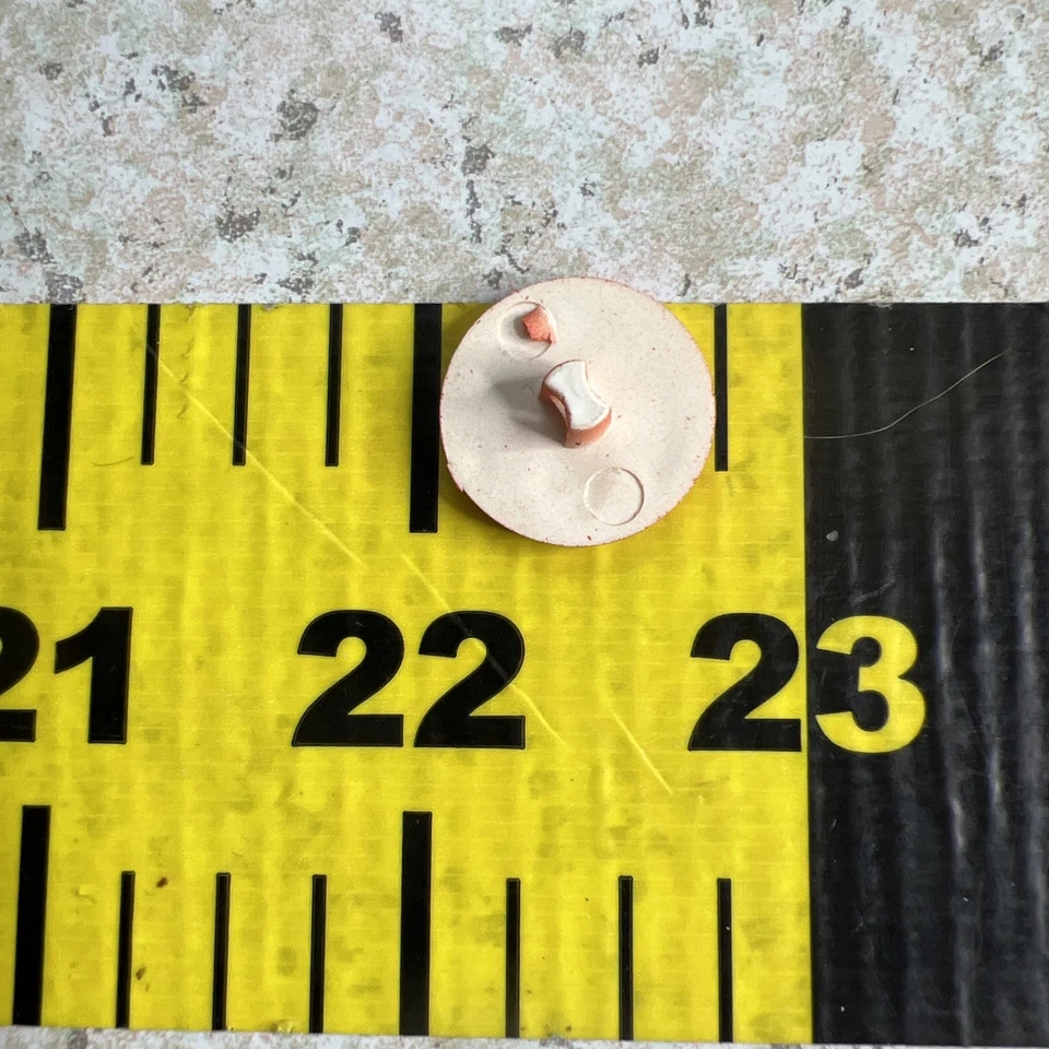 "11 botones vintage rojo blanco celosía tejido de canasta de plástico con vástago picnic de 3/4""" Foto 2 de 4