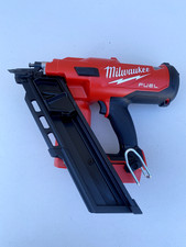 Milwaukee M18 FUEL 30 Degree Framing Nailer - Red (2745-20)