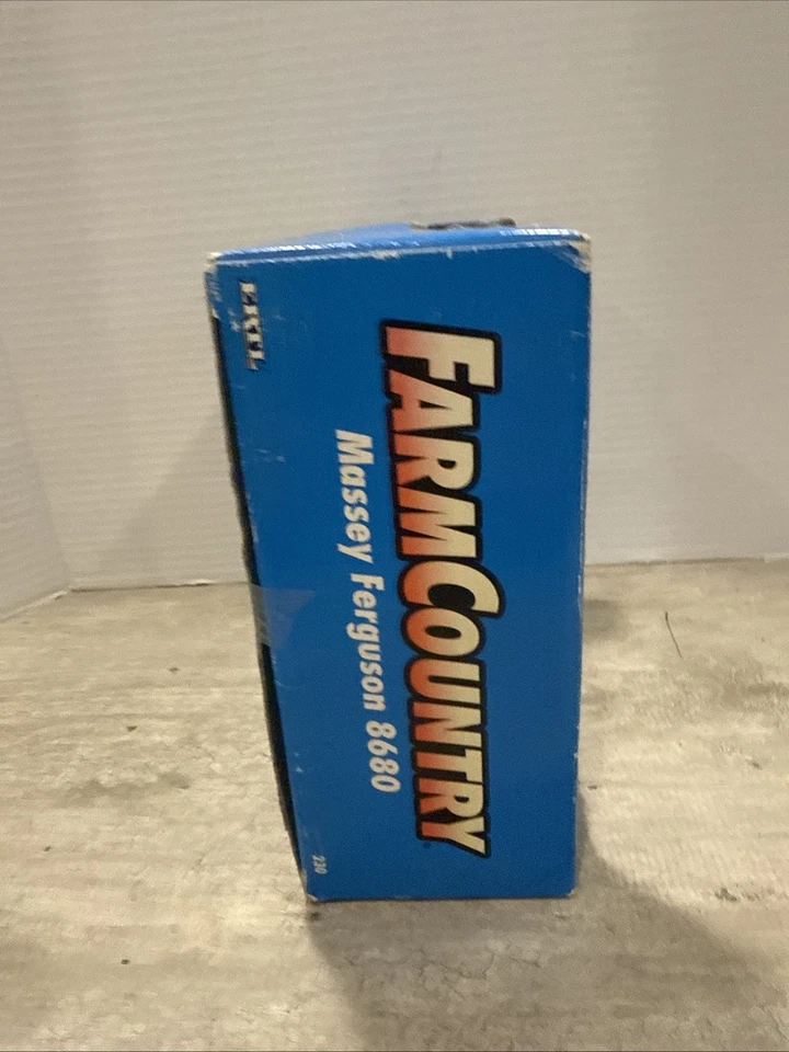 NEW Massey Ferguson 8680 Combine With Both Heads By Ertl Farm Country 1/64 Scale - Image 4 of 4