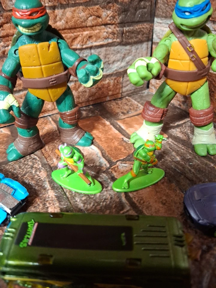 TMNT Teenage Mutant Ninja Turtles lot Of Figures And Cars - Image 4 of 4