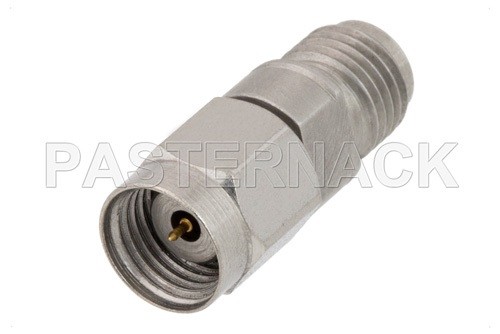 Pasternack PE9673 Adattatore da 2,4 mm (F) a 1,85 mm (M) DC a 50 GHz - Foto 1 di 6