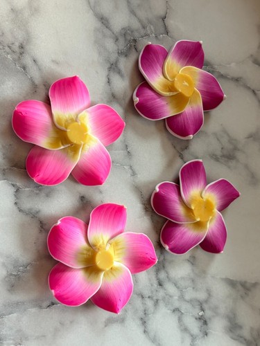NWOT Plumeria Clay Flatback Flowers Crafts 50mm Set of 4 Pink Purple - Picture 4 of 6