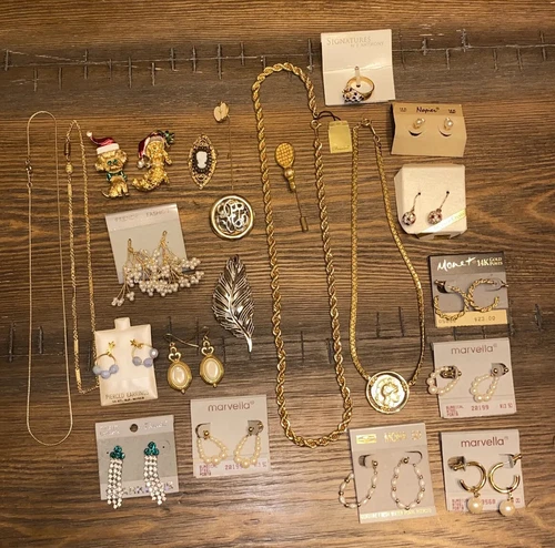 VTG Jewelry Lot Trifari 14K Gold Post Filled Marvela MYLU Gerry's Mona Monet