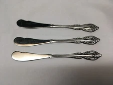 3 Oneida Brahms Community Stainless Flat Handle Butter Spreader Knives 6-1/4”