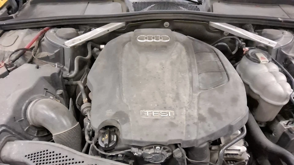 2019 Audi A4 2.0L Engine Motor OEM 174K Miles - LKQ440946664 - Image 2 of 4