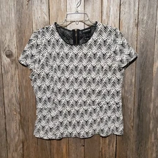 Liz Claiborne XL Top Blouse Black White Peplum Knit Retro Mod Edgy Career Y2K