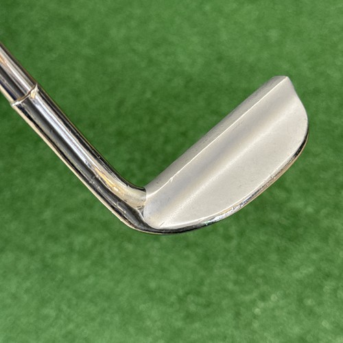 Walter Hagen Forged In The USA Napa Blade Putter, New Grip, Right Handed, 35" - Picture 4 of 10