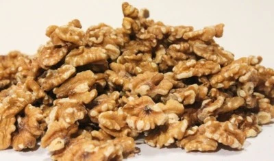 CRAIN OF CALIFORNIA Raw Shelled Premium California Walnuts - Halves - No Pieces - 3 LBS