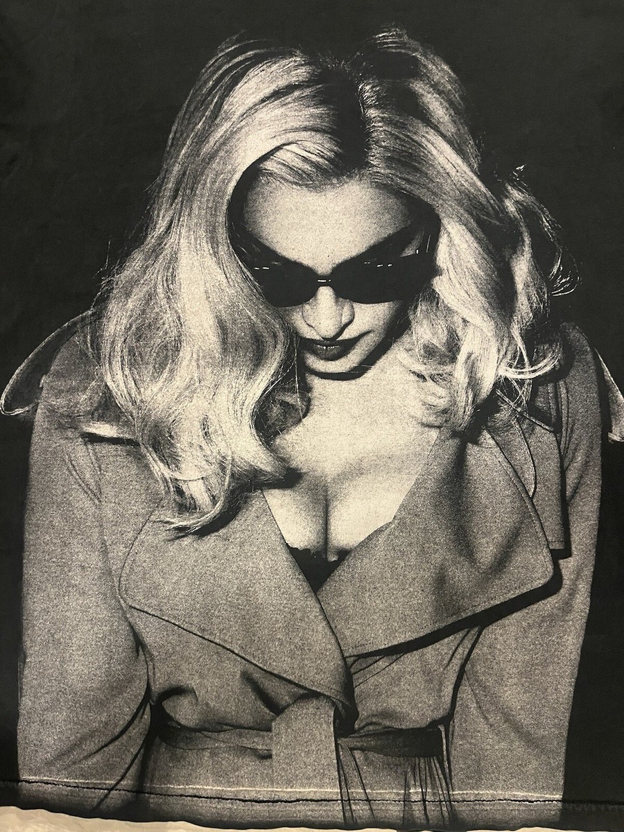 MADONNA MADAME X TOUR T-shirt Black Size Large Long sleeve