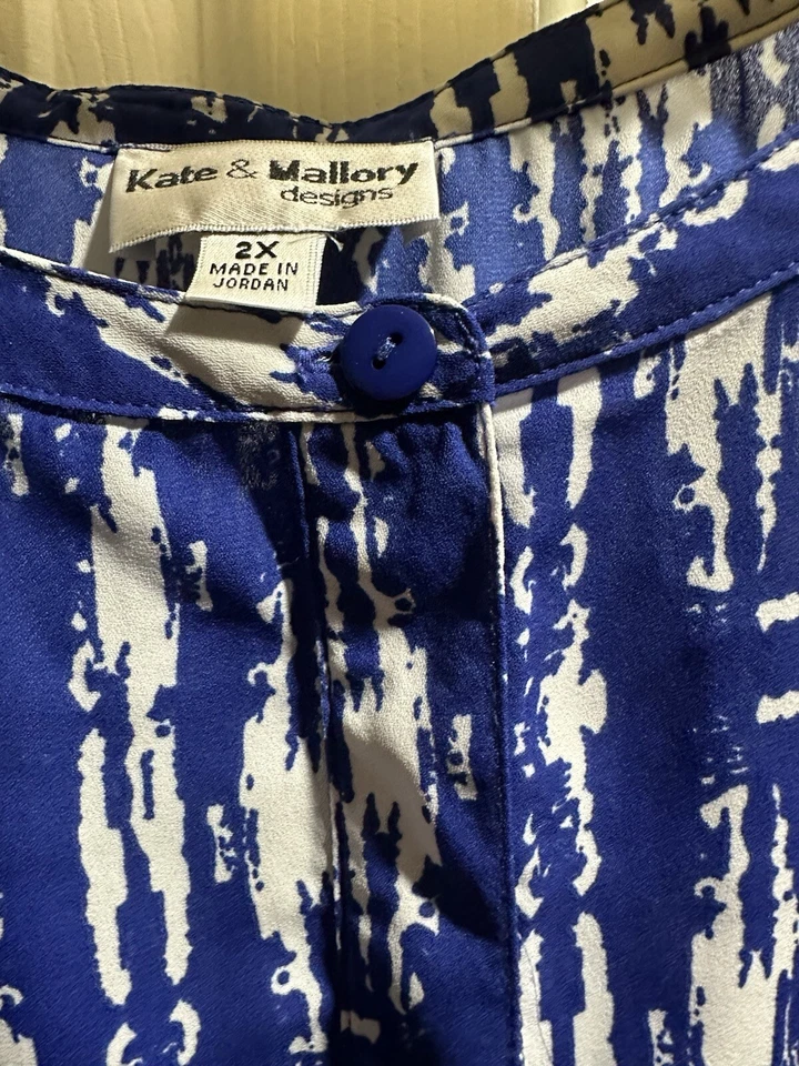 Kate & Mallory 2X 1X 20 22 LS Blouse Blue white geometric print BL54x35 FL 54x30 - Image 4 of 4