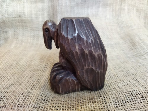 Estatuilla de buitre en madera artesanal. Decoración única - Imagen 3 de 24