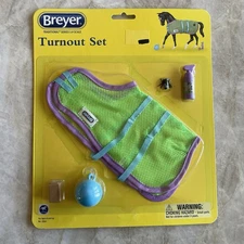 NEW Breyer Turnout Set Traditional Horse Accessory #2064
