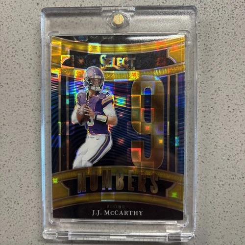 J.J. MCCARTHY 2025 PANINI SELECT #14 NUMBERS GOLD PRIZM /10
