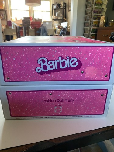 Vintage Barbie Case Pink And White Fashion Doll Trunk No 1004 By Mattel 1982 - Picture 10 of 16