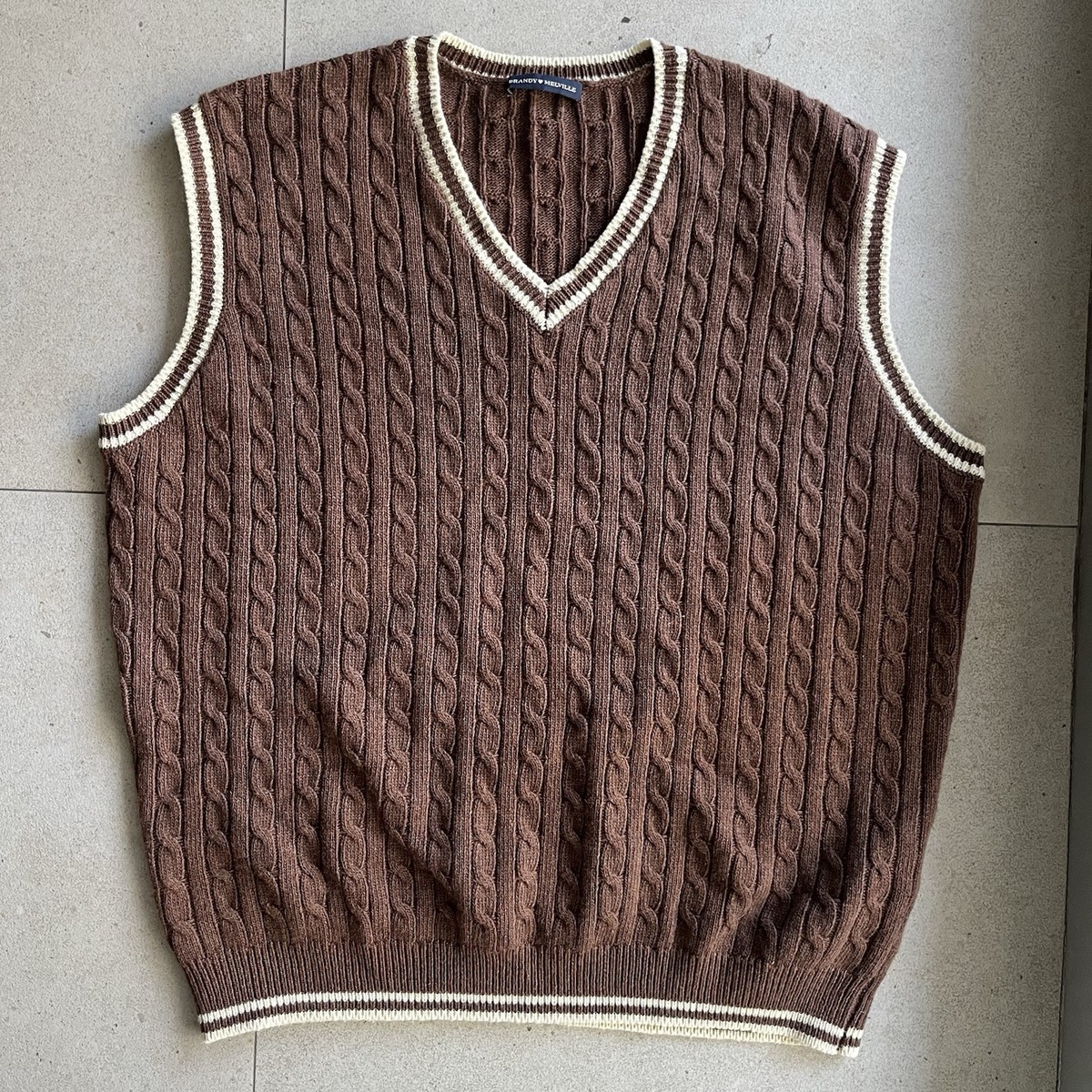 Brandy Melville Womens Oversize Sweater Vest Brown Cable knit XL Old Money  Y2K - Main Image