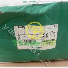 Schneider Electric Magelis Advanced Panel - XBTOT4320 - 7.5" Color Optimized-