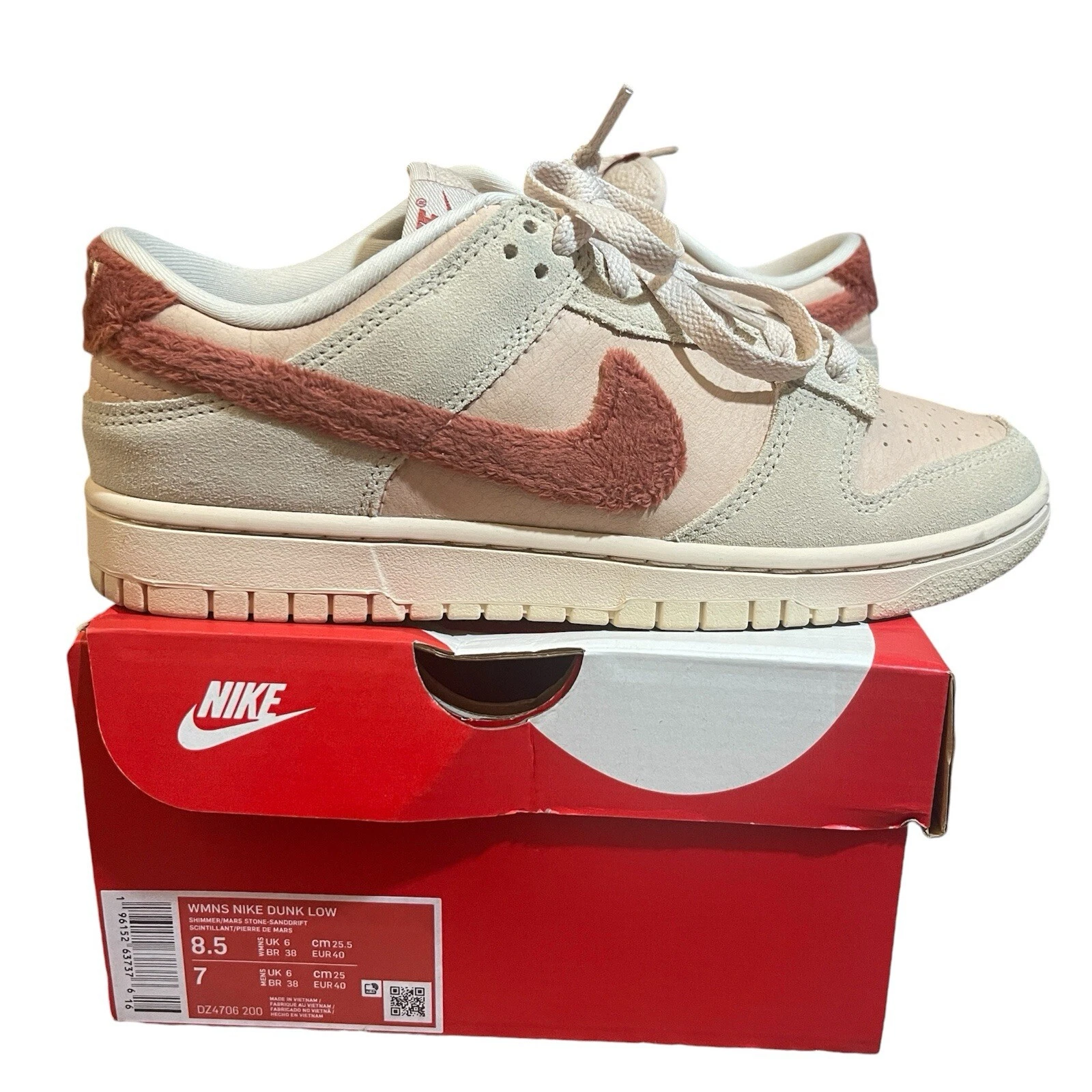 Peluche Nike Dunk Terry Swoosh Shimmer Mars Stone DZ4706 200 Supreme taille 7