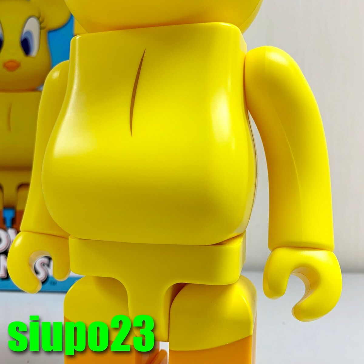 Medicom 400% + 100% Bearbrck ~ Warner Bros Be@rbrck Looney Medicom 400% + 100% Bearbrck ~ Warner Bros Be@rbrck Looney