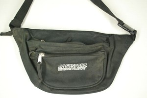 eastsport fanny pack
