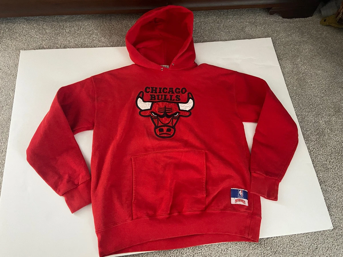 Vintage Nutmeg Mills Chicago Bulls Crewneck Sweater Size Large