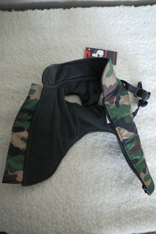 Abrigo para perro Puppia Smart Tag tamaño - patrón de camuflaje pequeño Foto 3 de 3