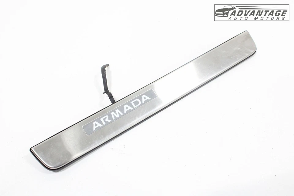 Nissan Armada 2017-2024 umbral de puerta delantera derecha placa de desgaste moldura OEM Foto 2 de 4