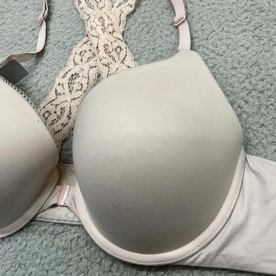 Sujetador Victoria Secret 38B Body con aros de Victoria espalda cruzada cobertura perfecta Foto 4 de 4