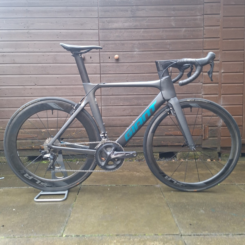 Giant Propel Advanced Pro 1 Road Bike M 700C Grey/Chrome Blue Rim Brake Drop Bar