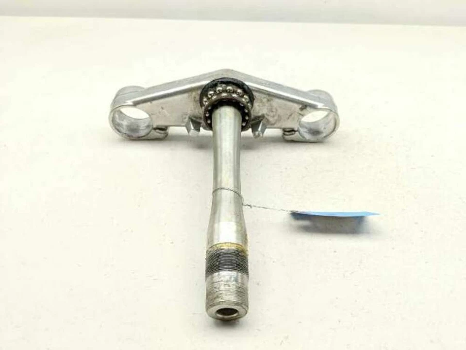 Abrazadera de árbol de dirección triple inferior inferior inferior Yamaha YZF R6 04 Foto 2 de 4