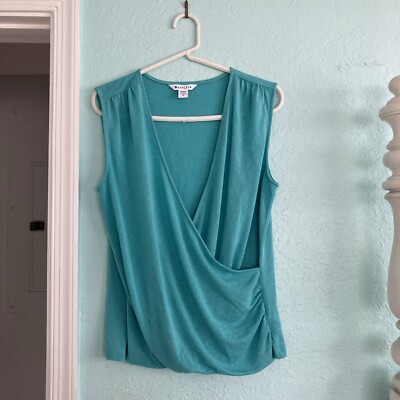 Athleta Women's Blue Sleeveless Top Medium Round Neck Regular Fit