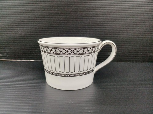 Wedgwood Contrast Tee Set - Picture 3 of 11