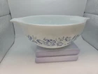 New ListingVINTAGE PYREX #443 COLONIAL MIST CINDERELLA MIXING BOWL 2.5 Qt